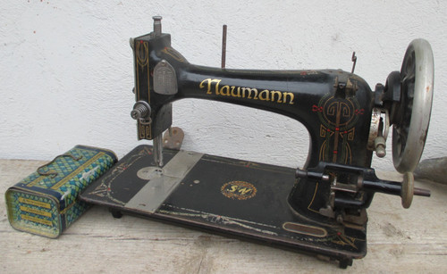 Alte nähmaschine von naumann - alte,