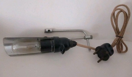 Nähmaschinenlampe mit
