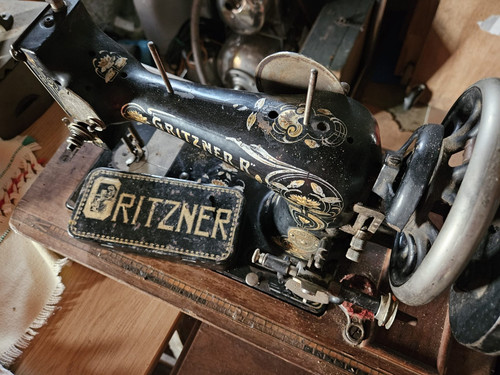 Alte nähmaschine gritzner - nähmaschine,