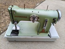 Alte Historische Nähmaschine